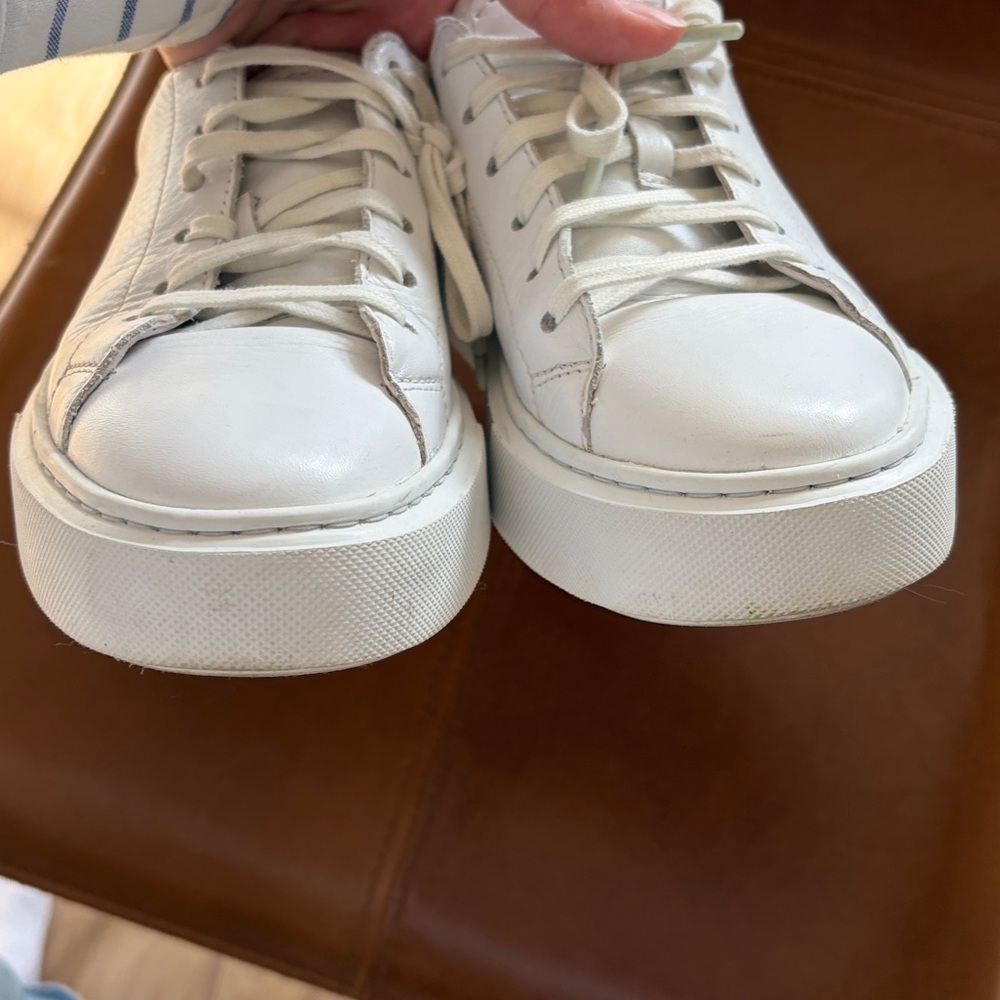 Clarks White Leather Platform-Style Sneakers - Picture 9 of 9